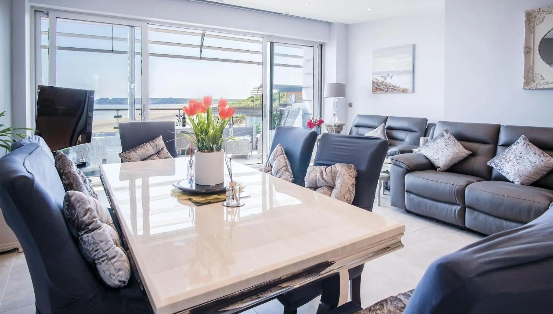 Apartment Waters Edge - 2 Bedroom -