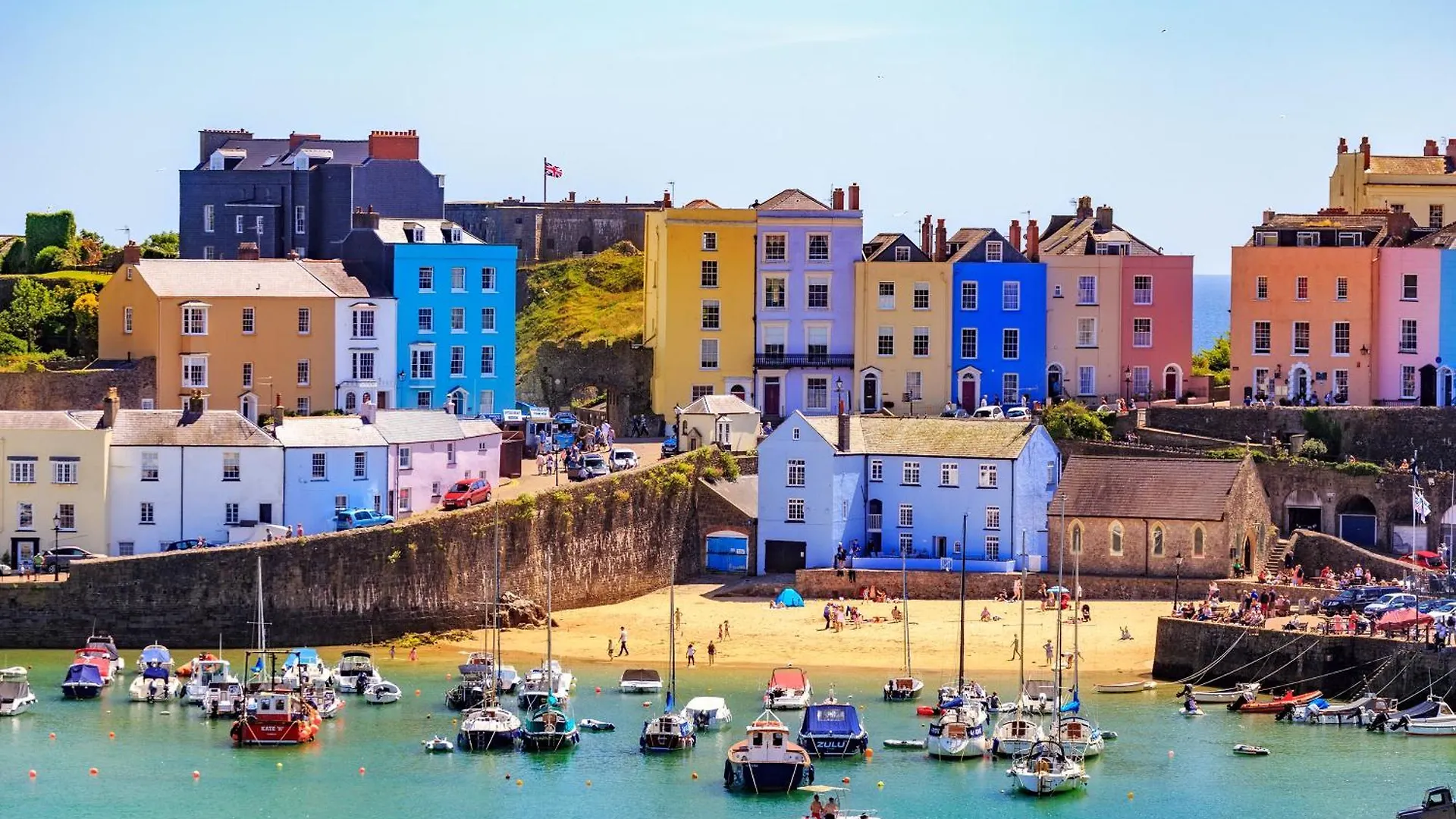 2 Treasured Tenbyaprtmt In Town For 4 Tenby