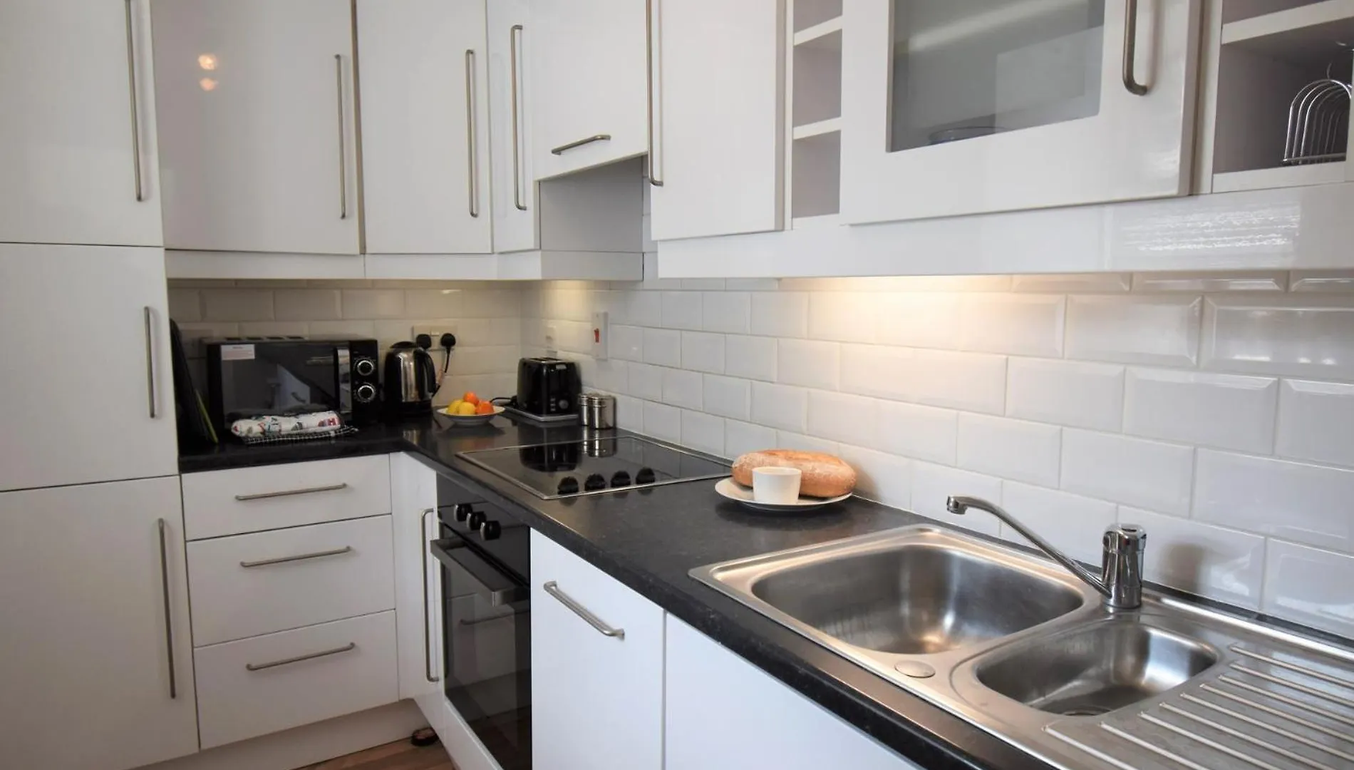 1 Bed In Fb057