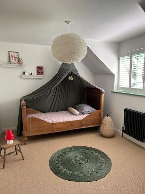 Holiday home Manorbier Spacious Near