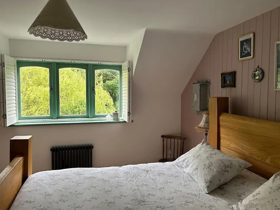 Manorbier Spacious Near *