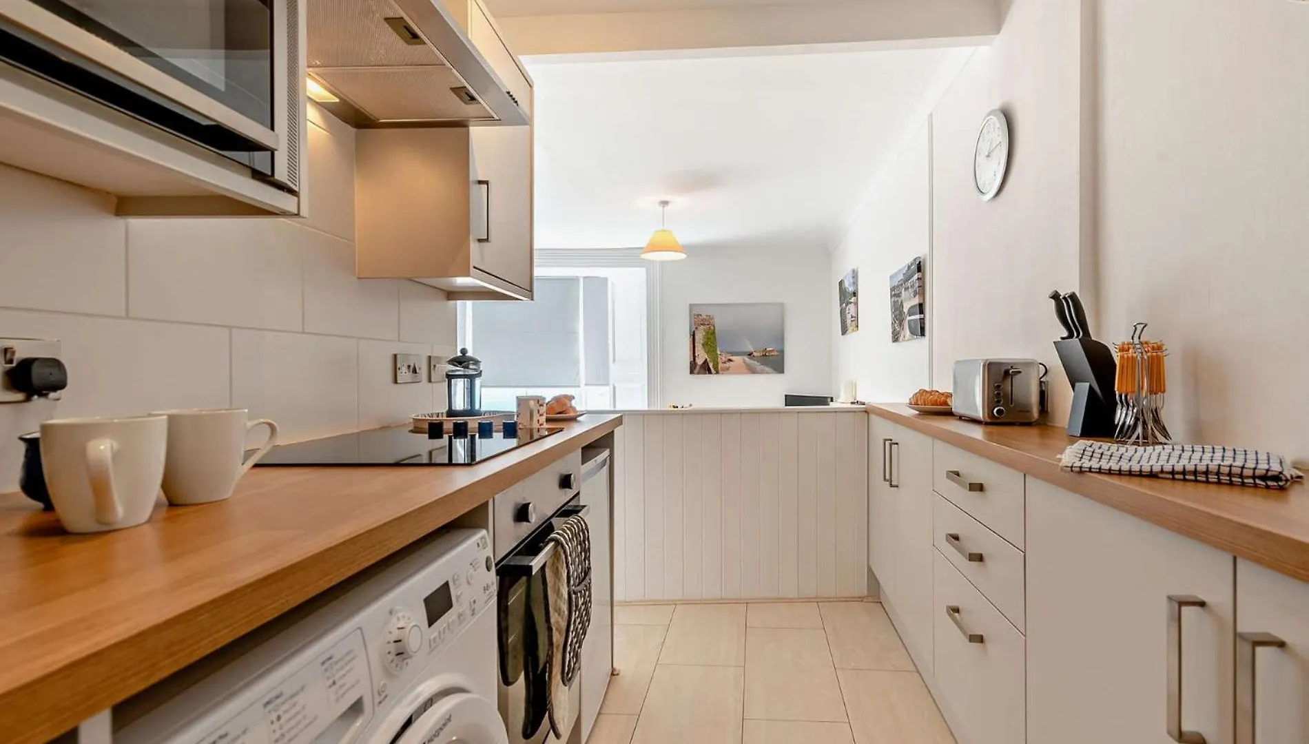2 Bed In Fb175 Tenby