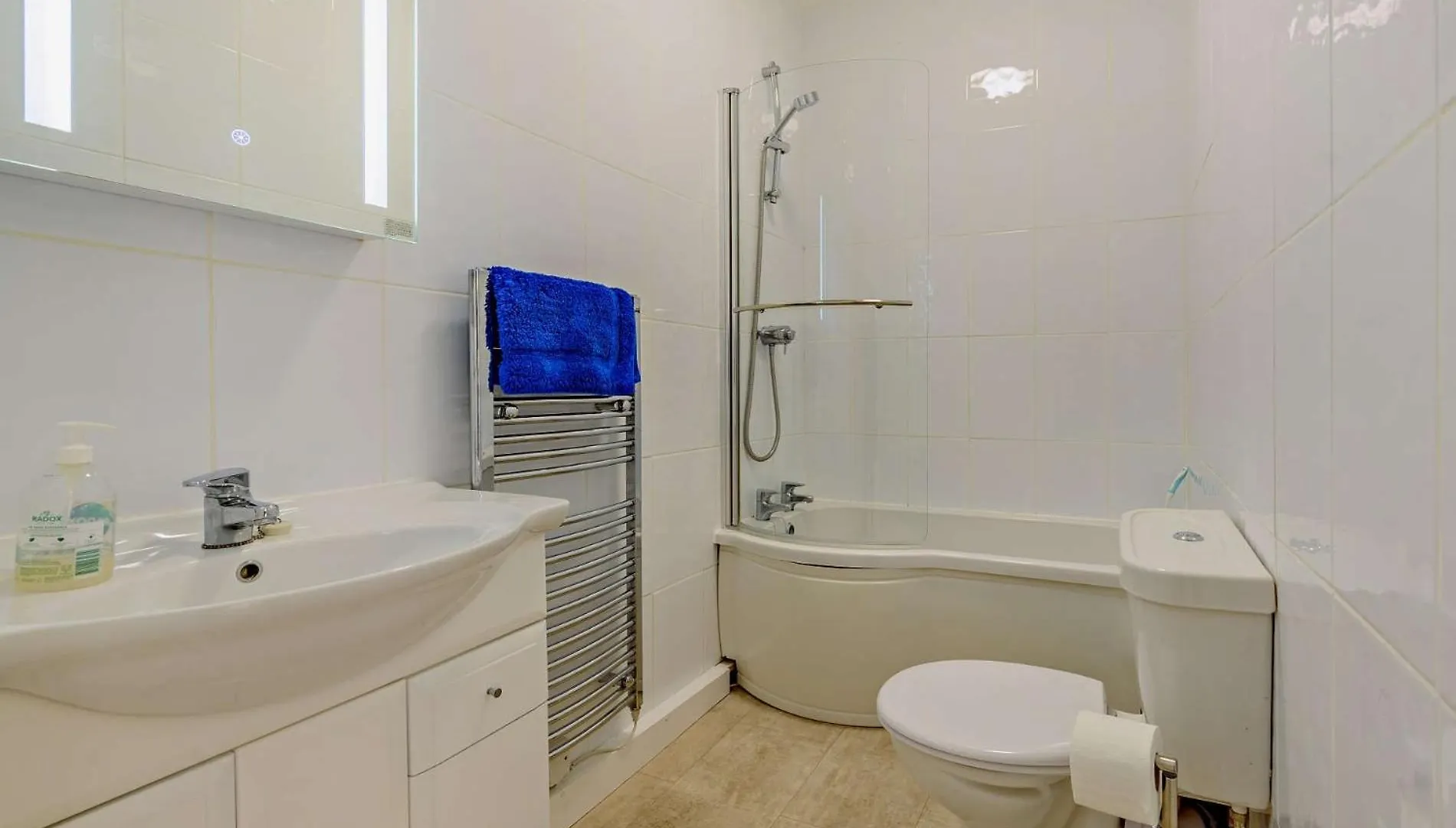 2 Bed In Fb175