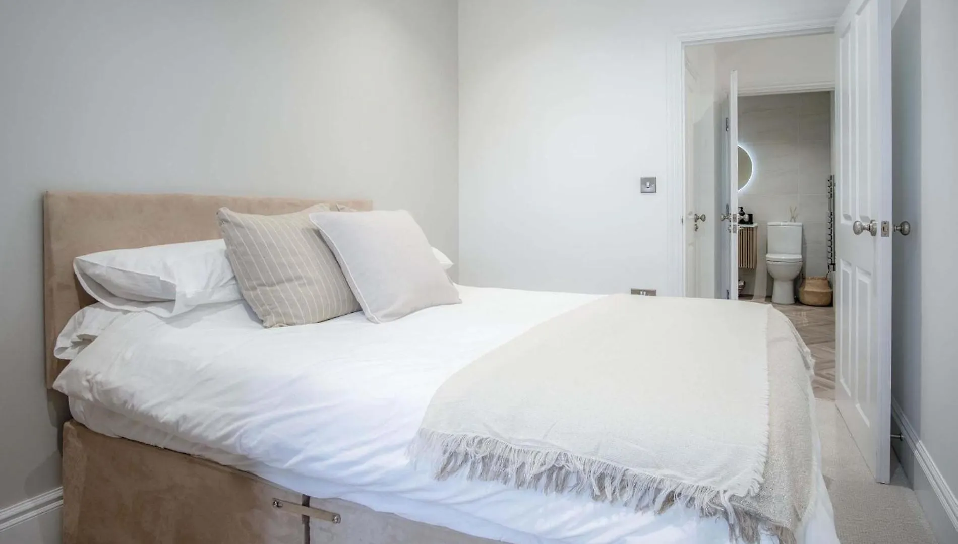 No 4 Croft House - Luxury 2 Bed - Tenby