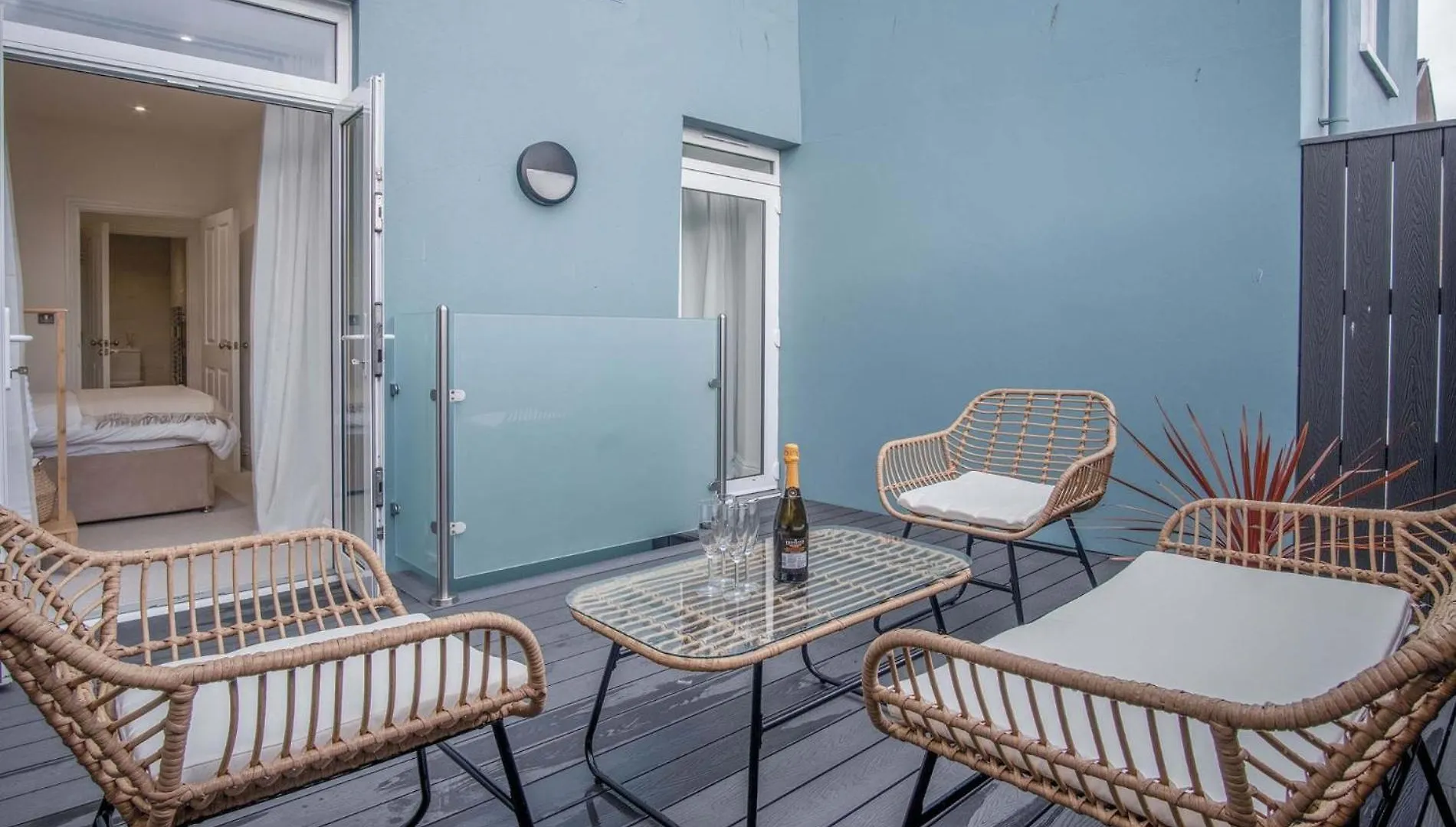 Apartment No 4 Croft House - Luxury 2 Bed - Tenby