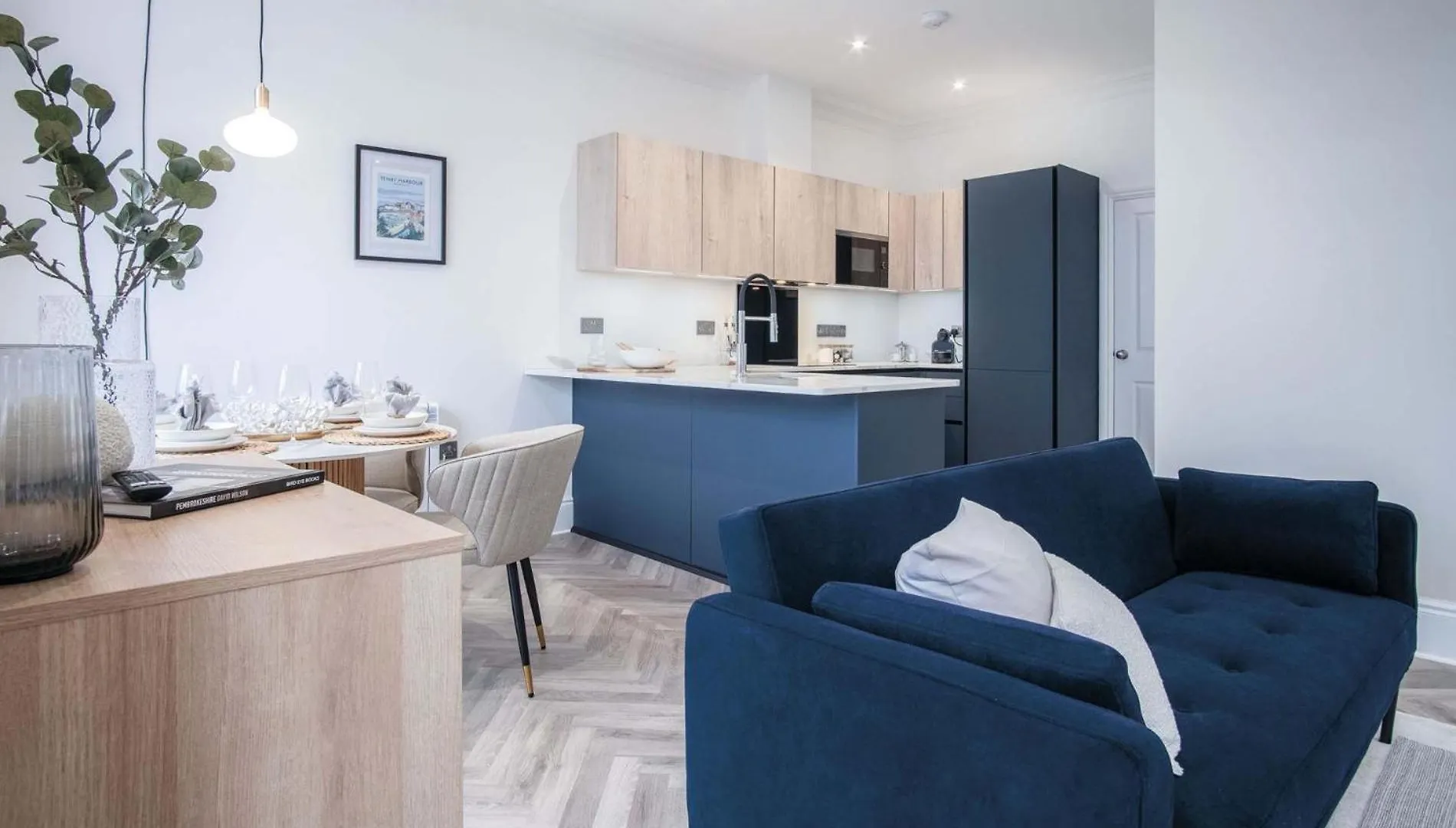 Apartment No 4 Croft House - Luxury 2 Bed - Tenby