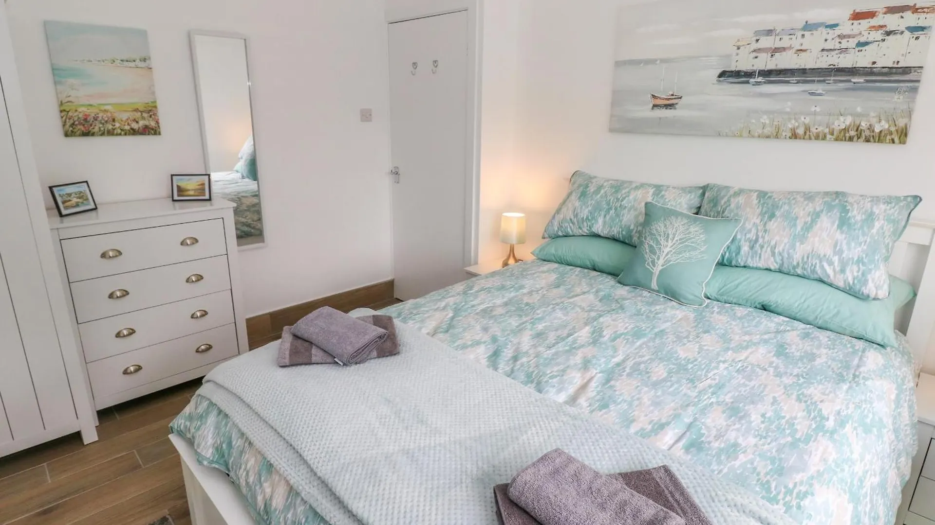 34 Croft Court Apartment *