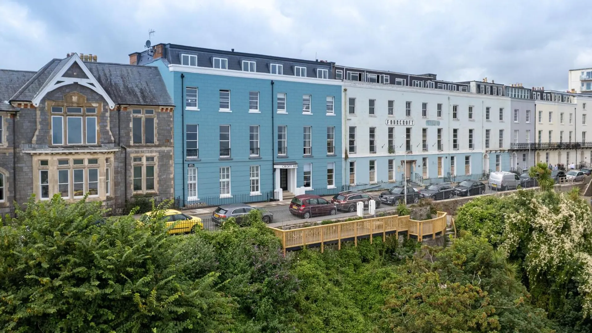 Apartment 3 Croft House - Front Sea Views Parking *
