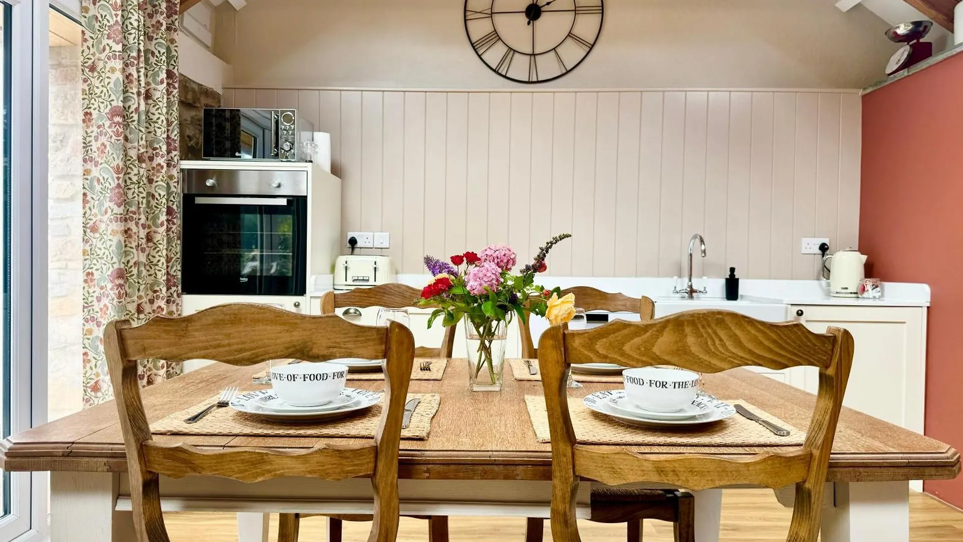Hideaway - Greenacres Estates Tenby
