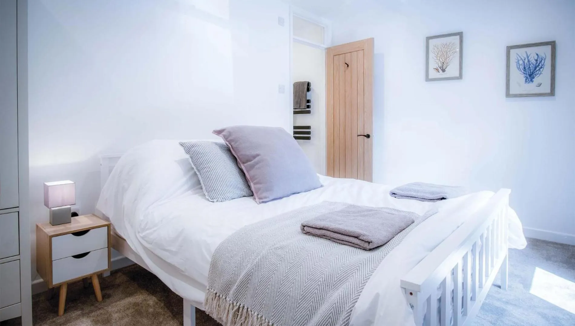 The - 2 Bedroom - Holiday home Tenby