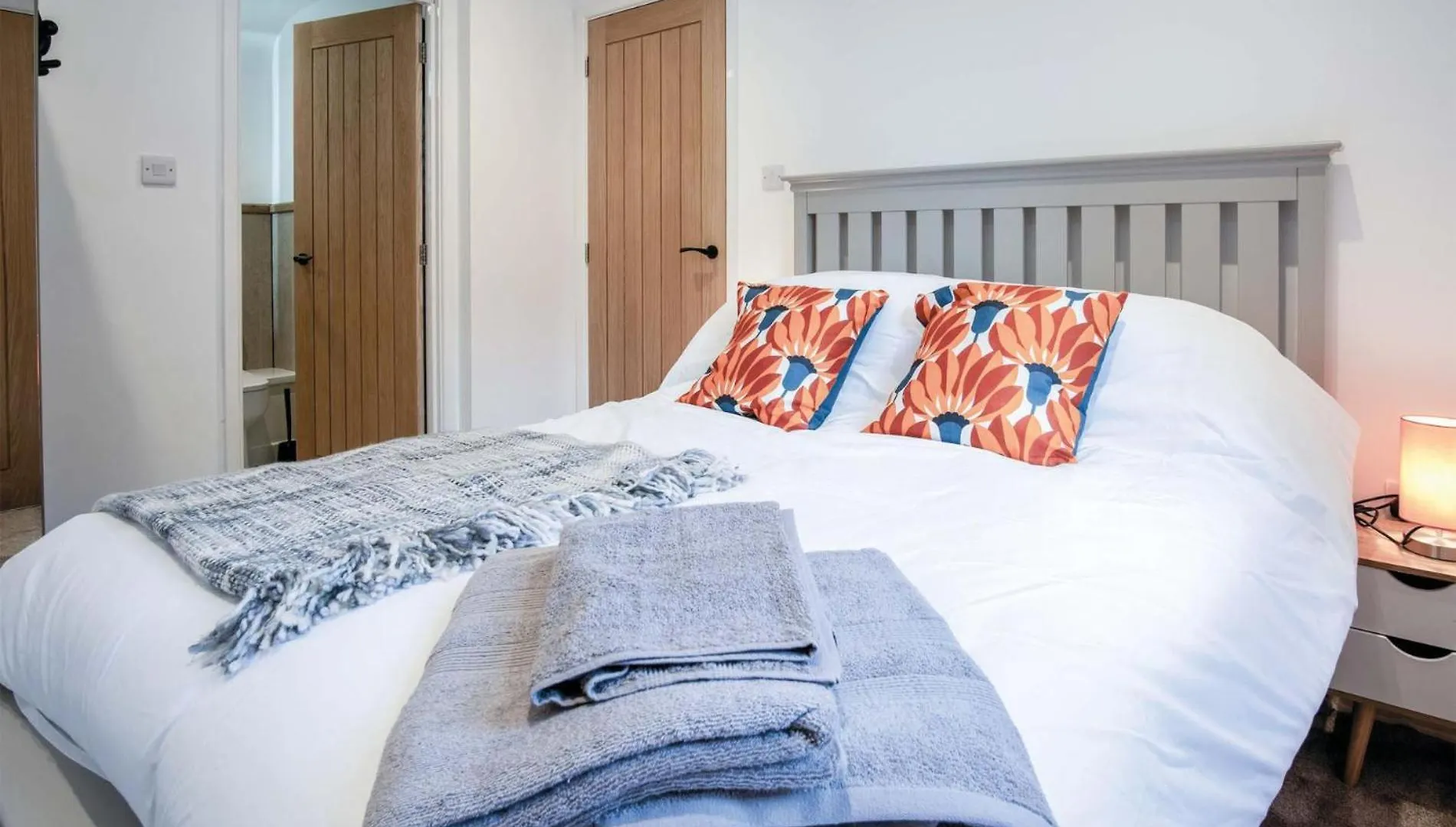 Flat 2 - 1 Bedroom - Holiday home