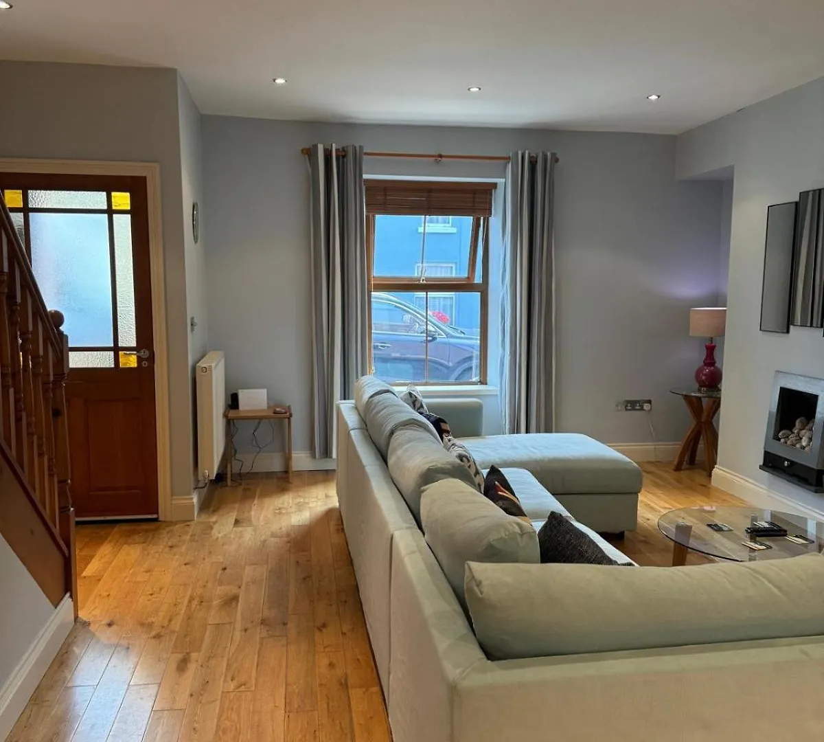 2 Somerset Tenby