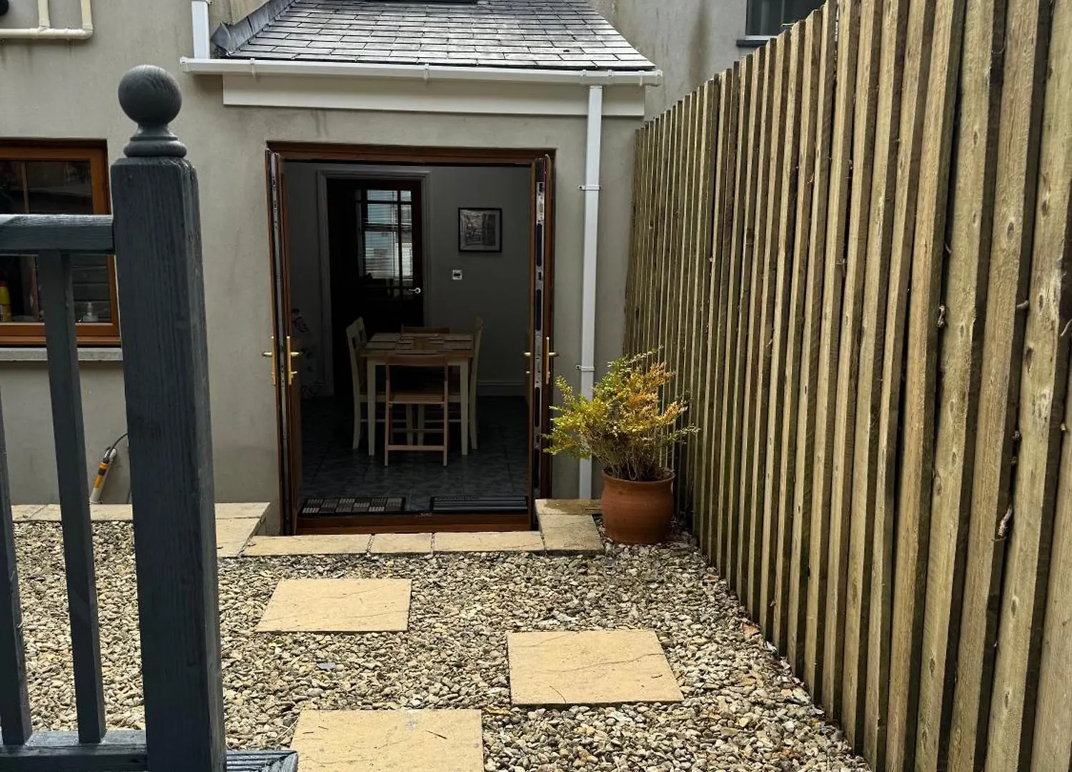 2 Somerset Tenby