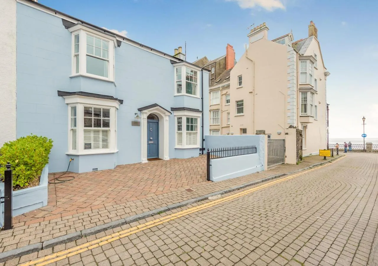 Vine * Tenby