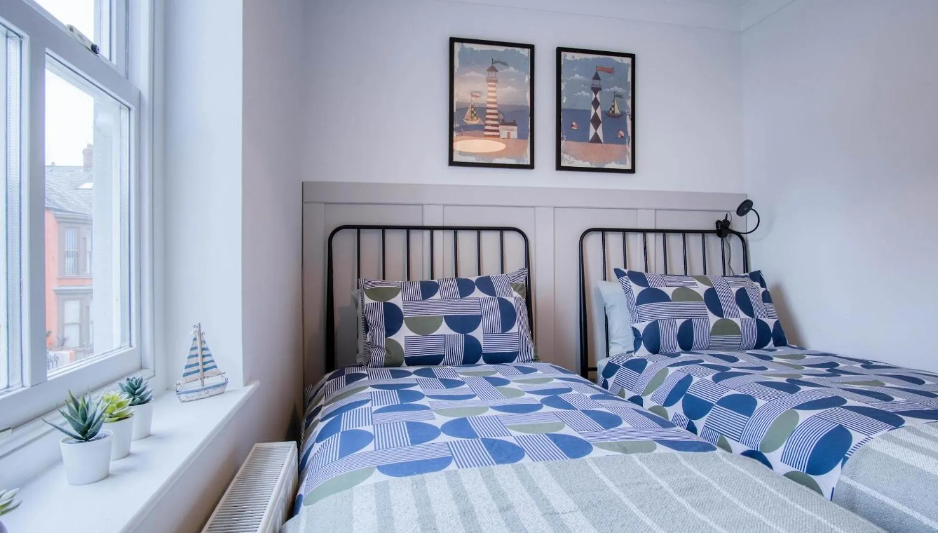 Kilmore House - 2 Bedroom - Apartment Tenby