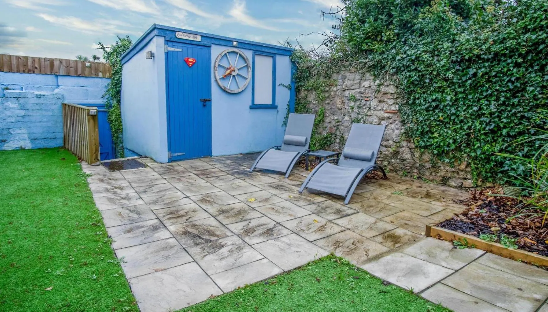Lobster - 3 Bedroom - * Tenby