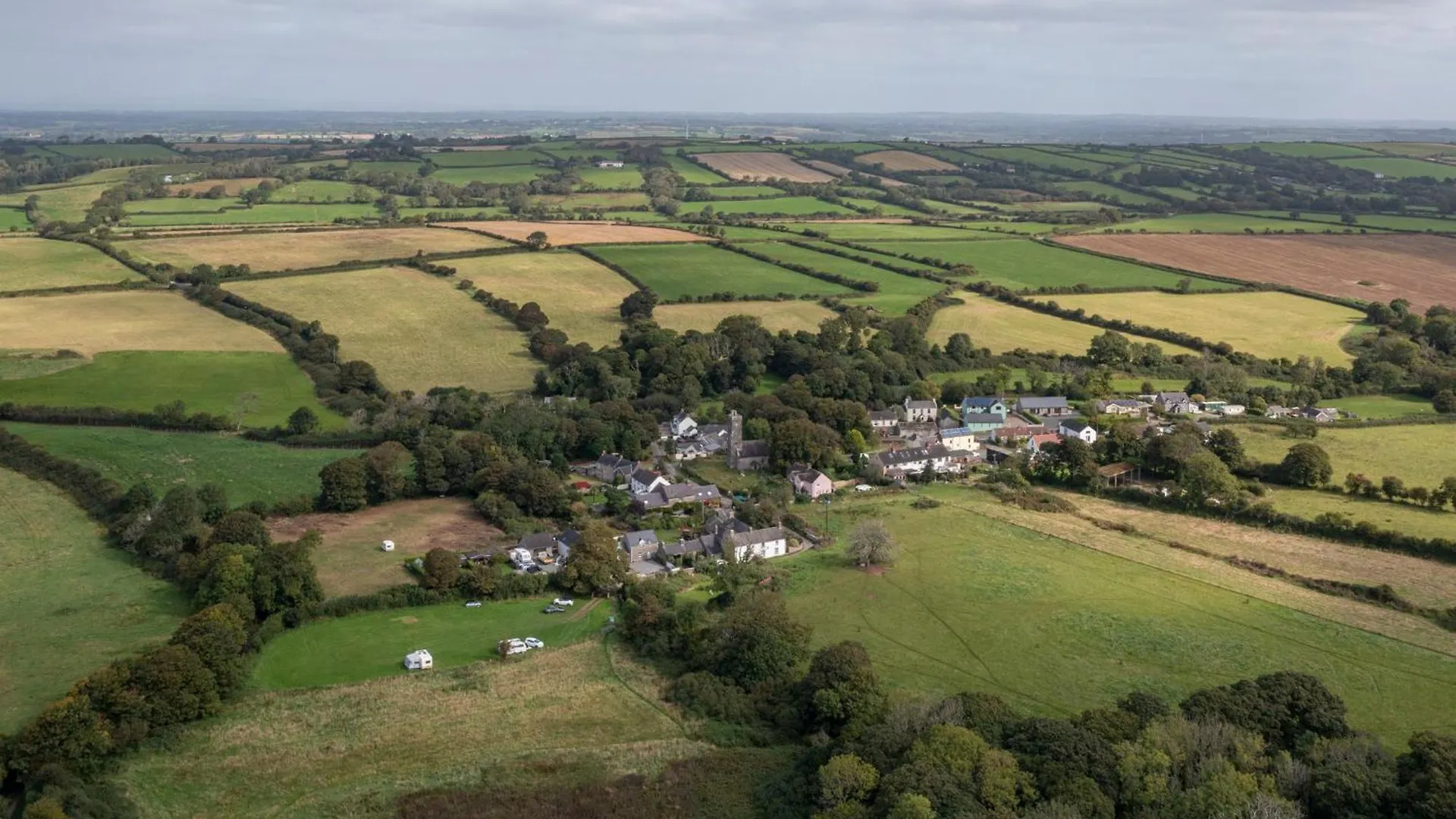 Two Hoots - Peaceful Rural Views *