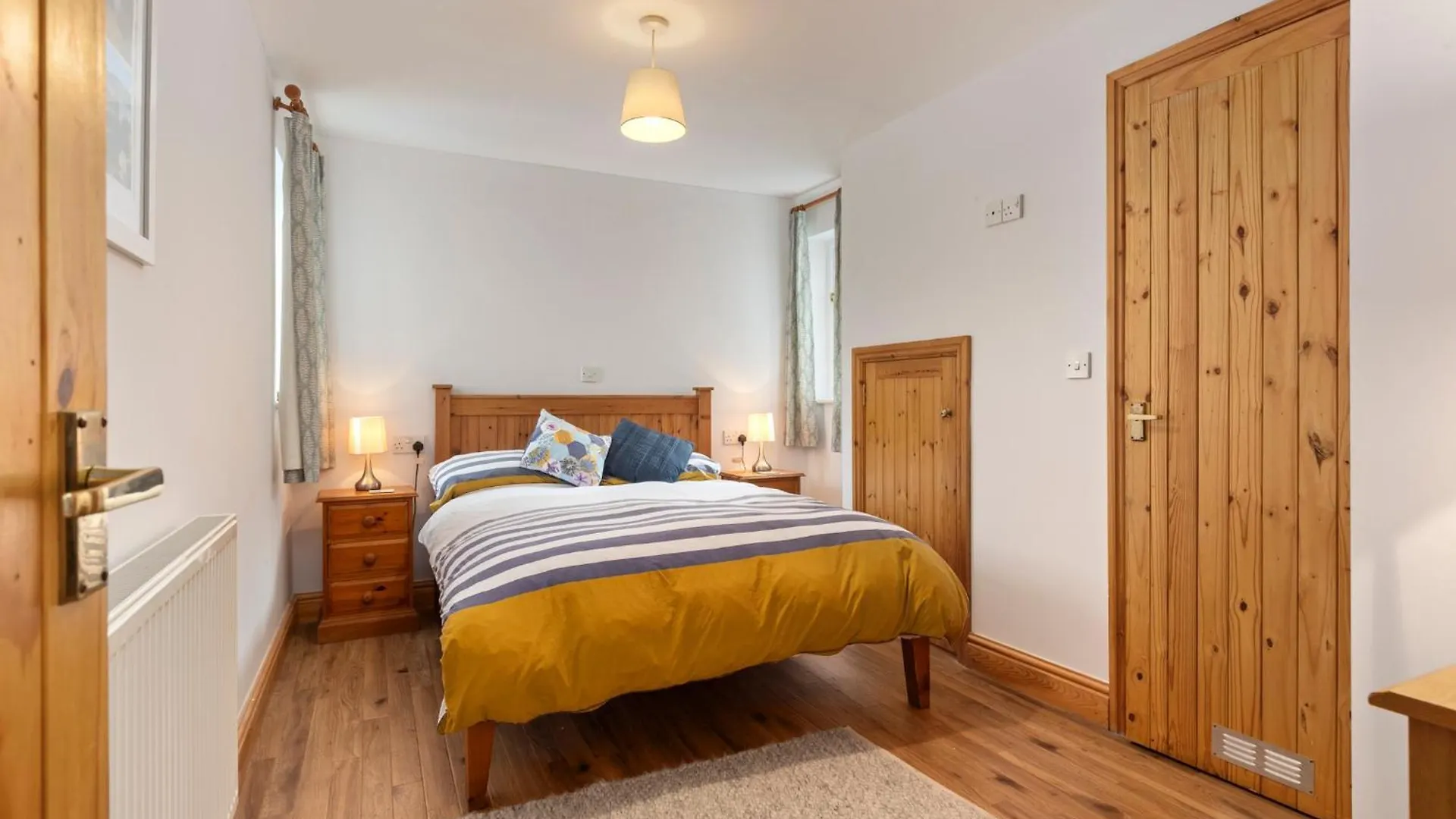 Two Hoots - Peaceful Rural Views Holiday home *