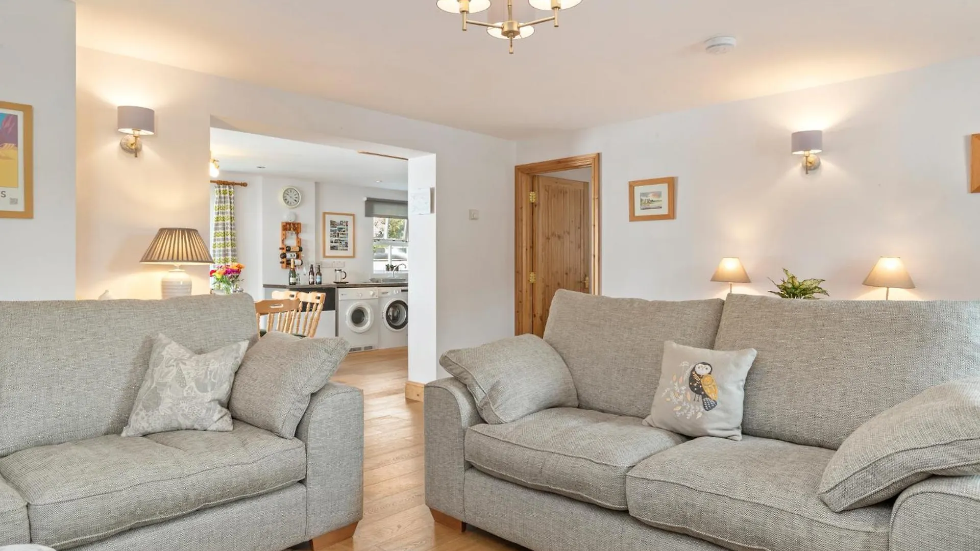 Two Hoots - Peaceful Rural Views Holiday home *