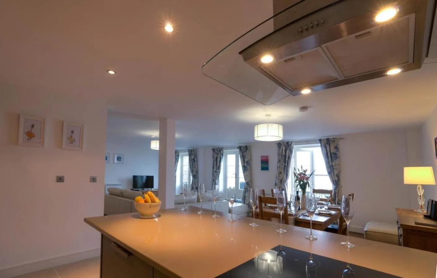 No 5 Court House, - Luxurious 5 Star *
