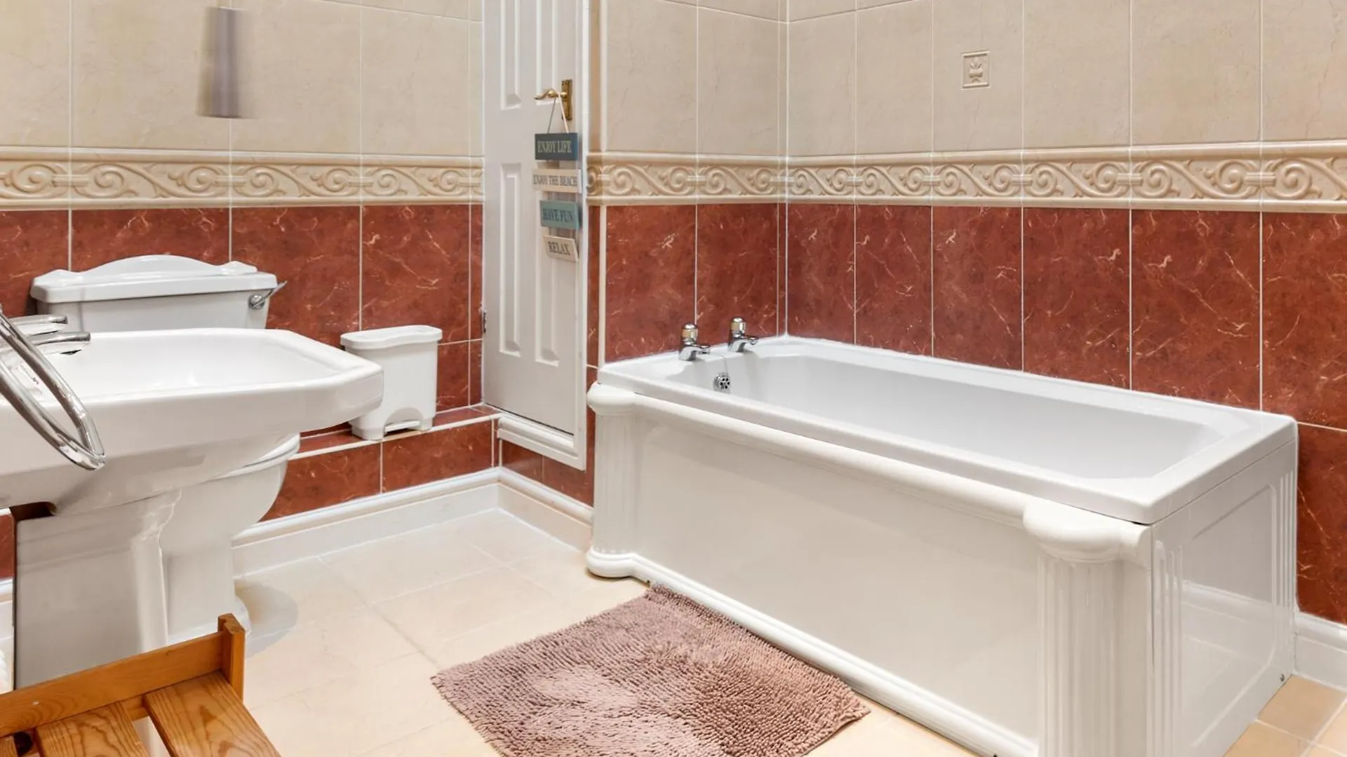 Apartment Arcadia House - Close To Beaches Harbour And Town