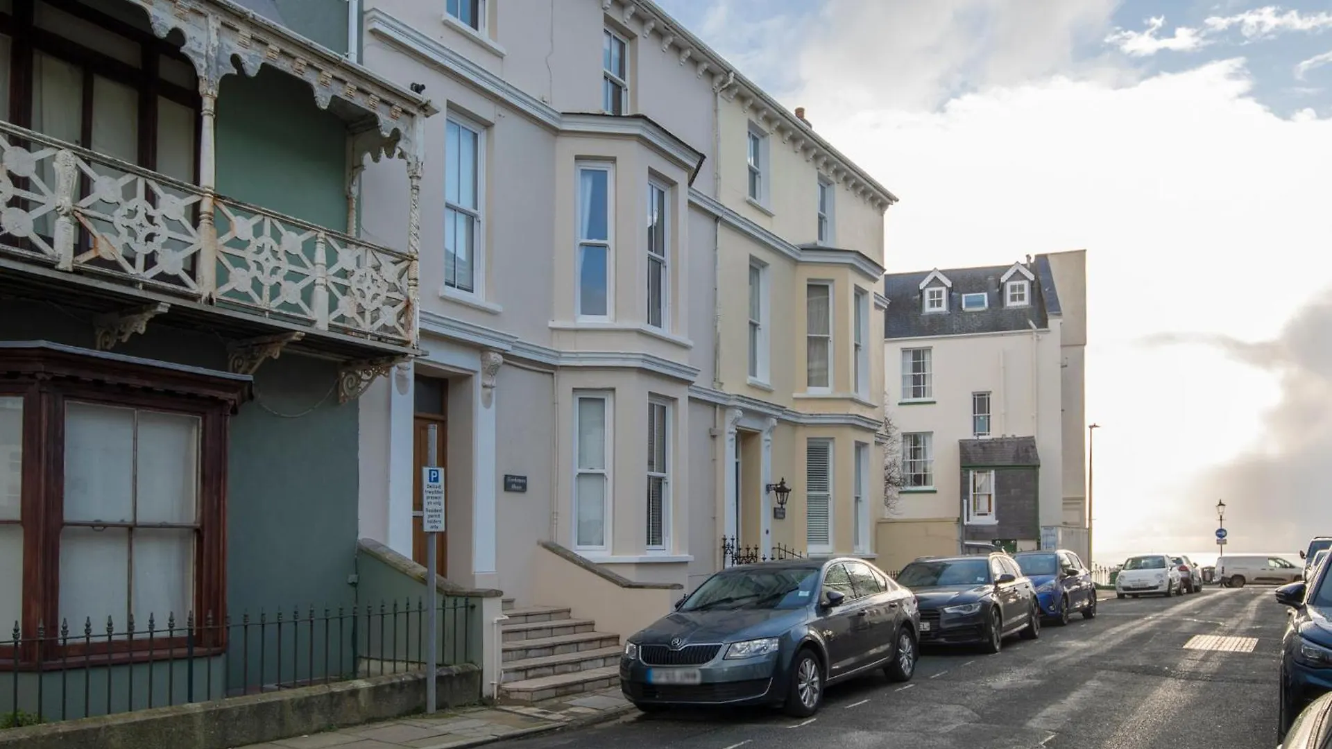 Sherbourne House - Seaside Apartment *
