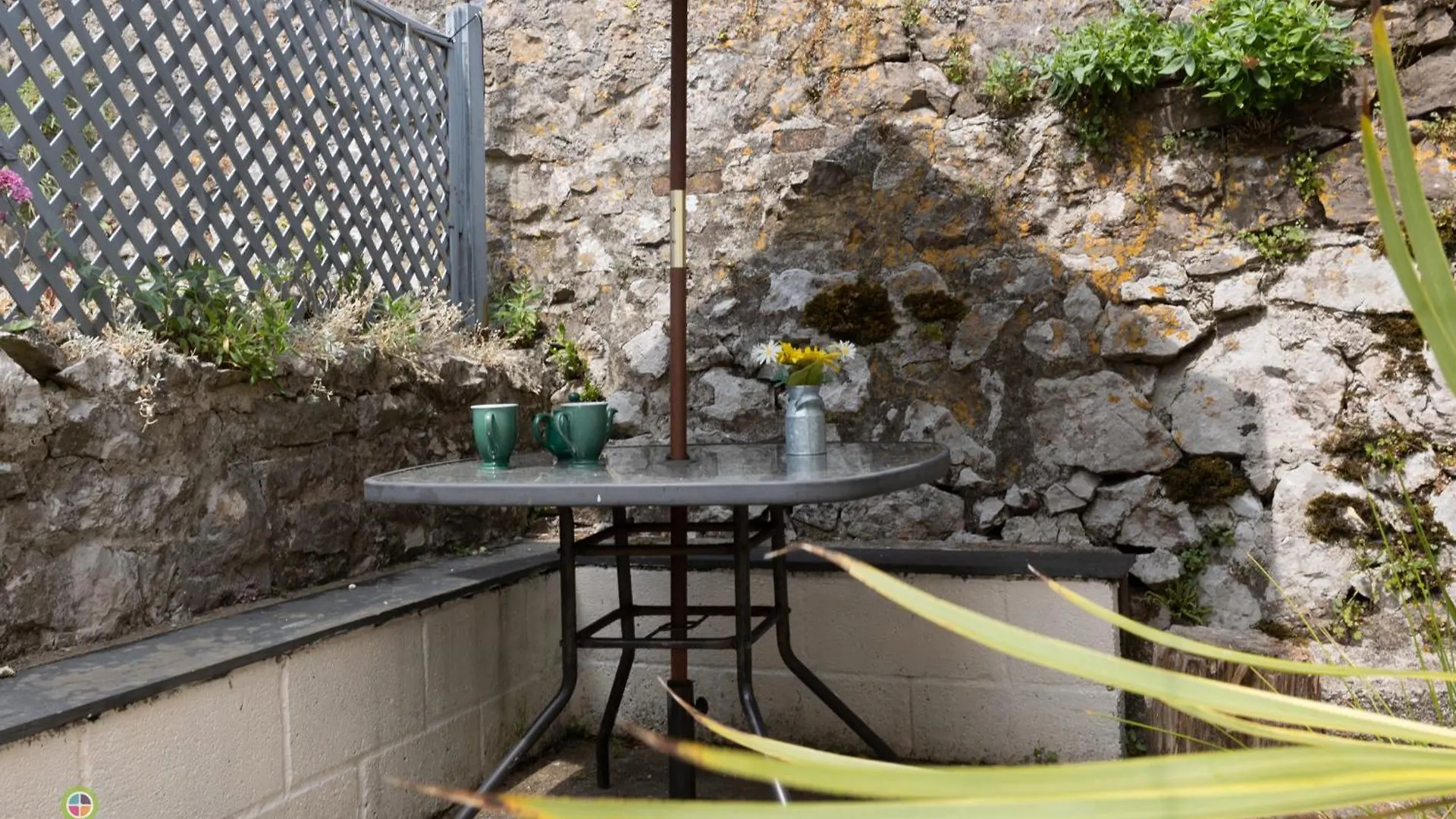 Penlan - Short Stroll To Town And Beaches Holiday home