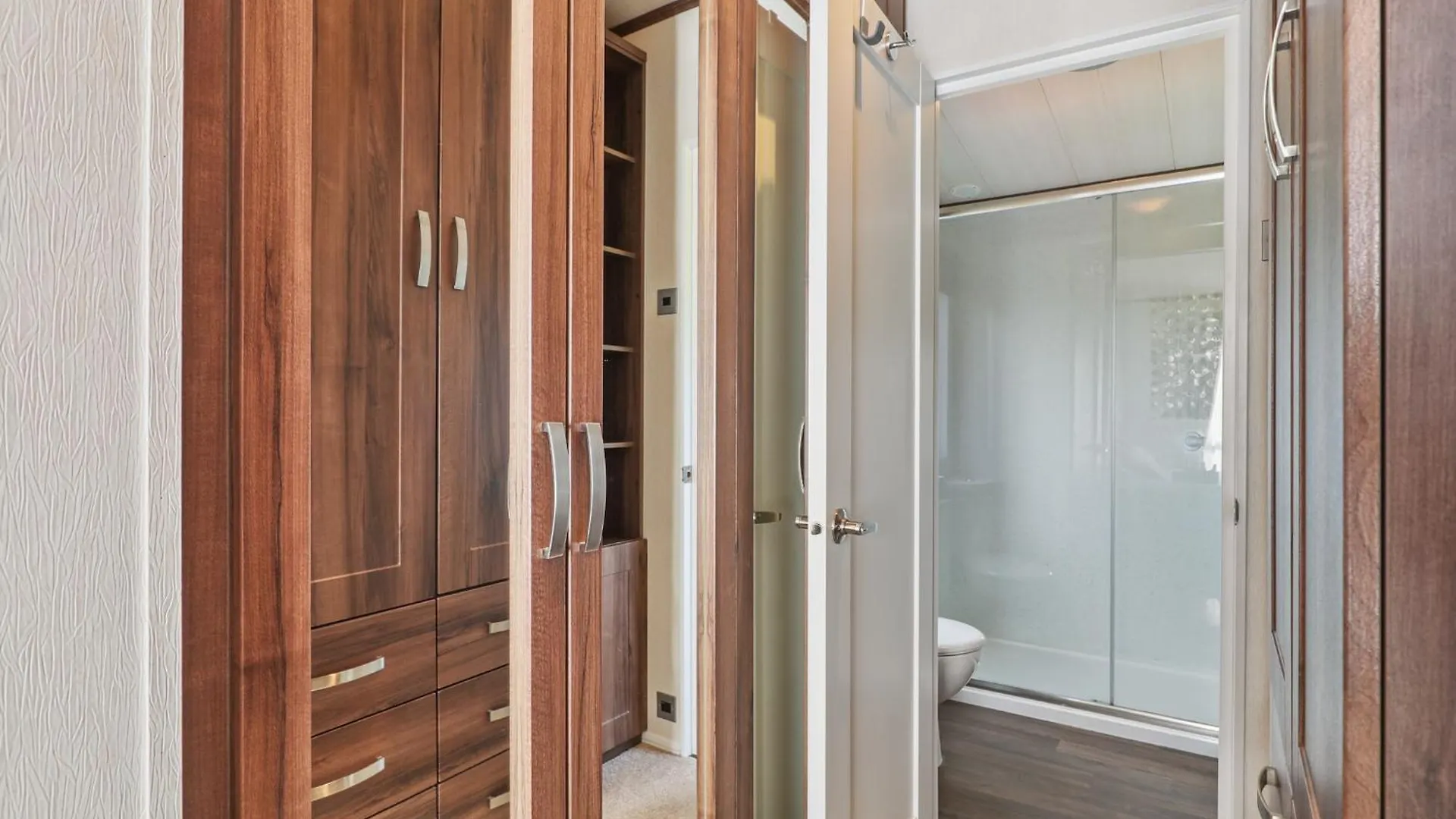 Lodge Cormorant - Luxury Close To The Tenby