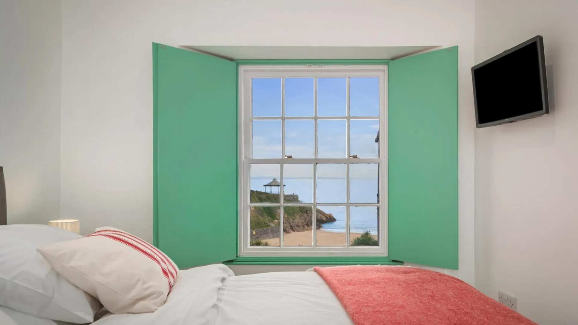 Windermere House - Sea Views Town Centre * Tenby
