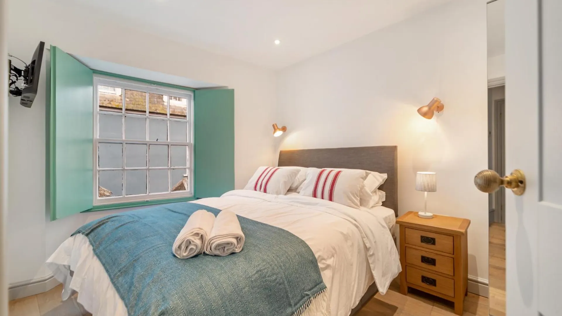 Windermere House - Sea Views Town Centre Holiday home