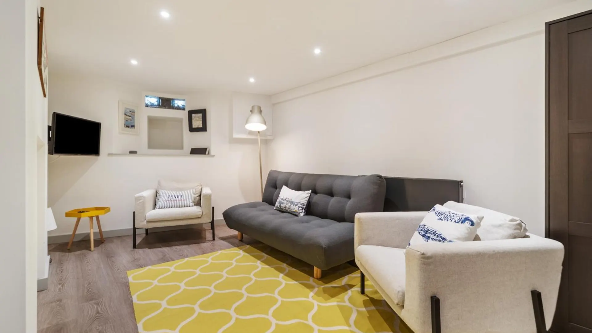 Windermere House - Sea Views Town Centre *