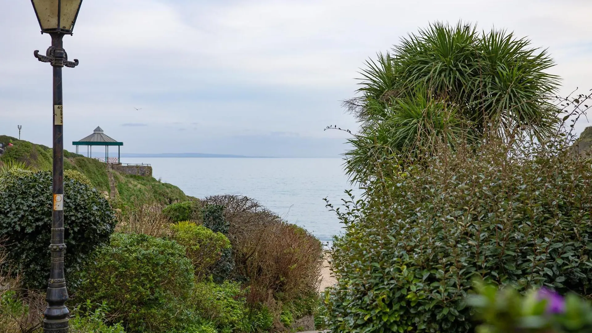 Windermere House - Sea Views Town Centre *