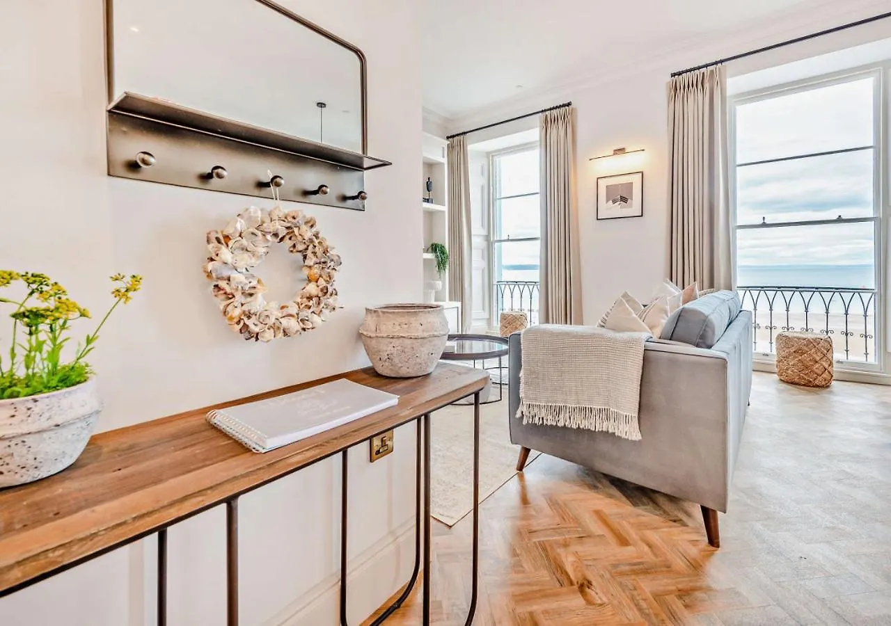 Sea Salt - Apartment Tenby