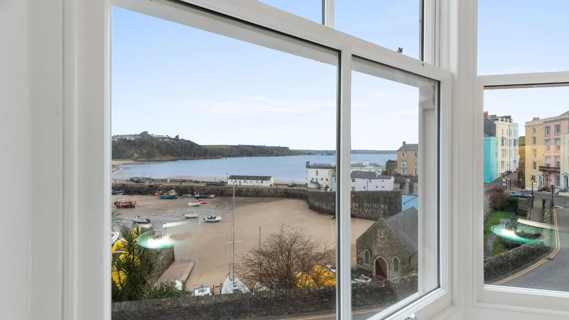Apartment Azure - Spectacular Sea And Harbour Views Tenby