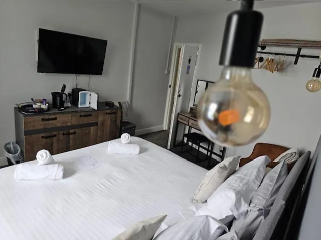 Sleepy Puffin Guest house *