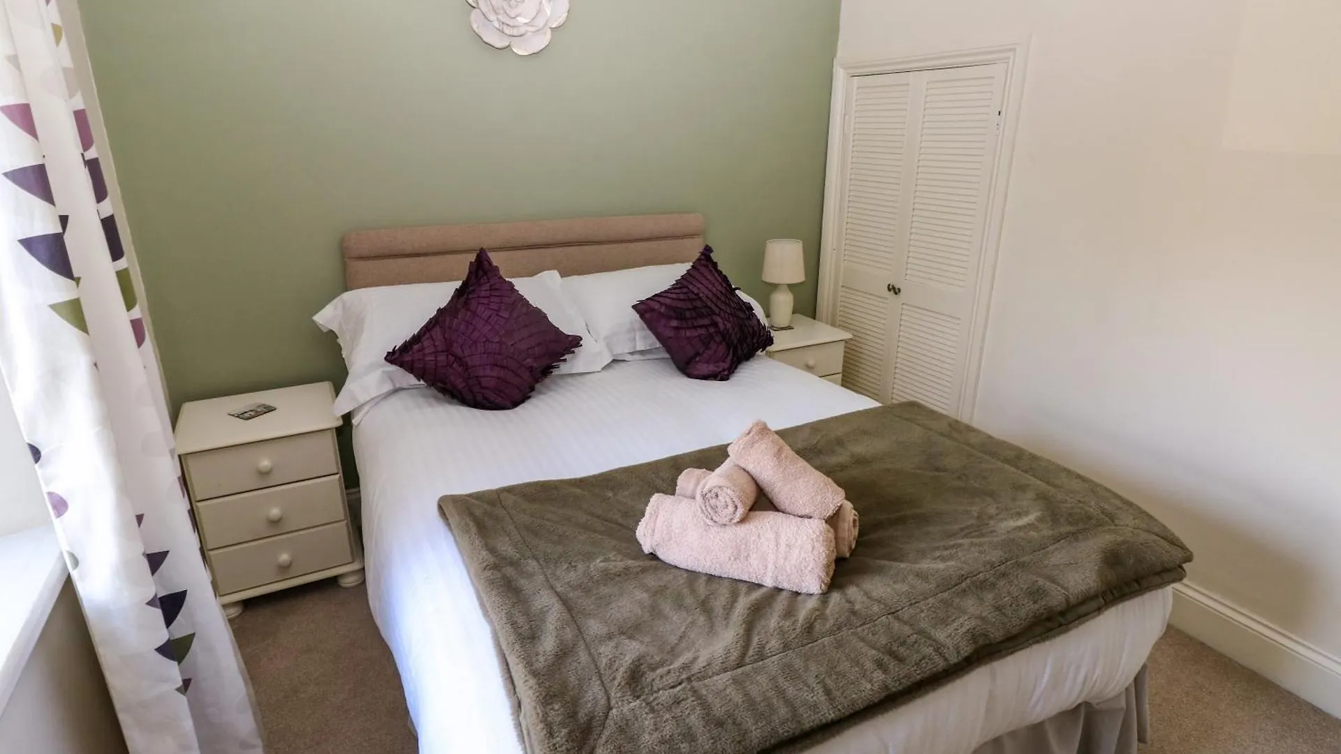 Stones Throw Holiday home Tenby
