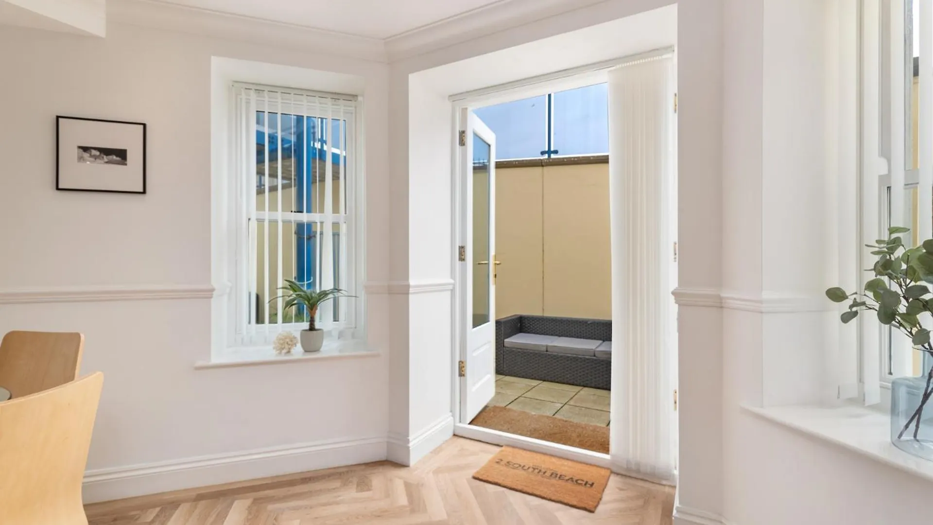 Apartment 2 South Court -