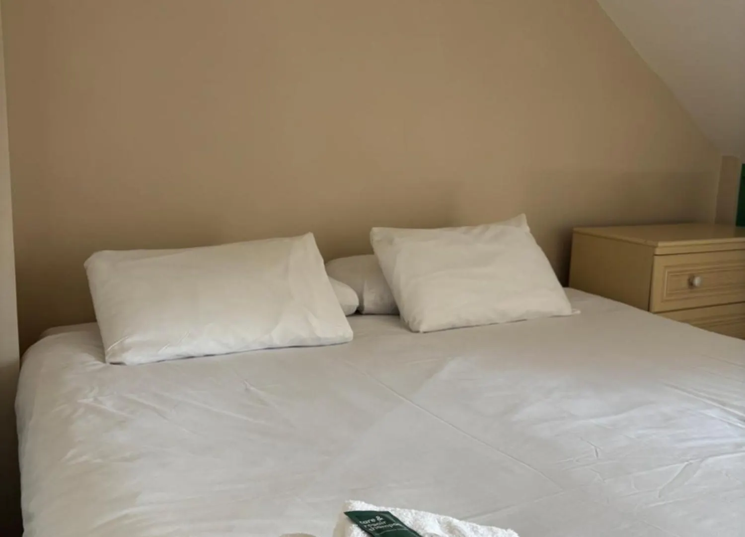 Carnock Apartment *