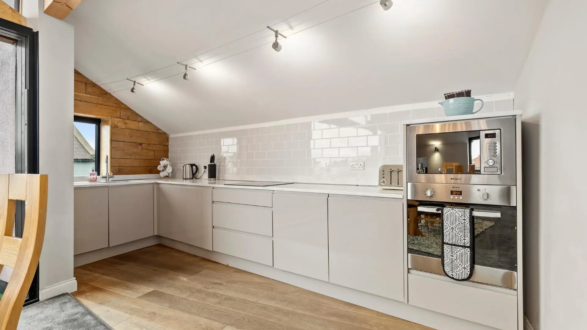 Billycan Penthouse - Town Centre Tenby