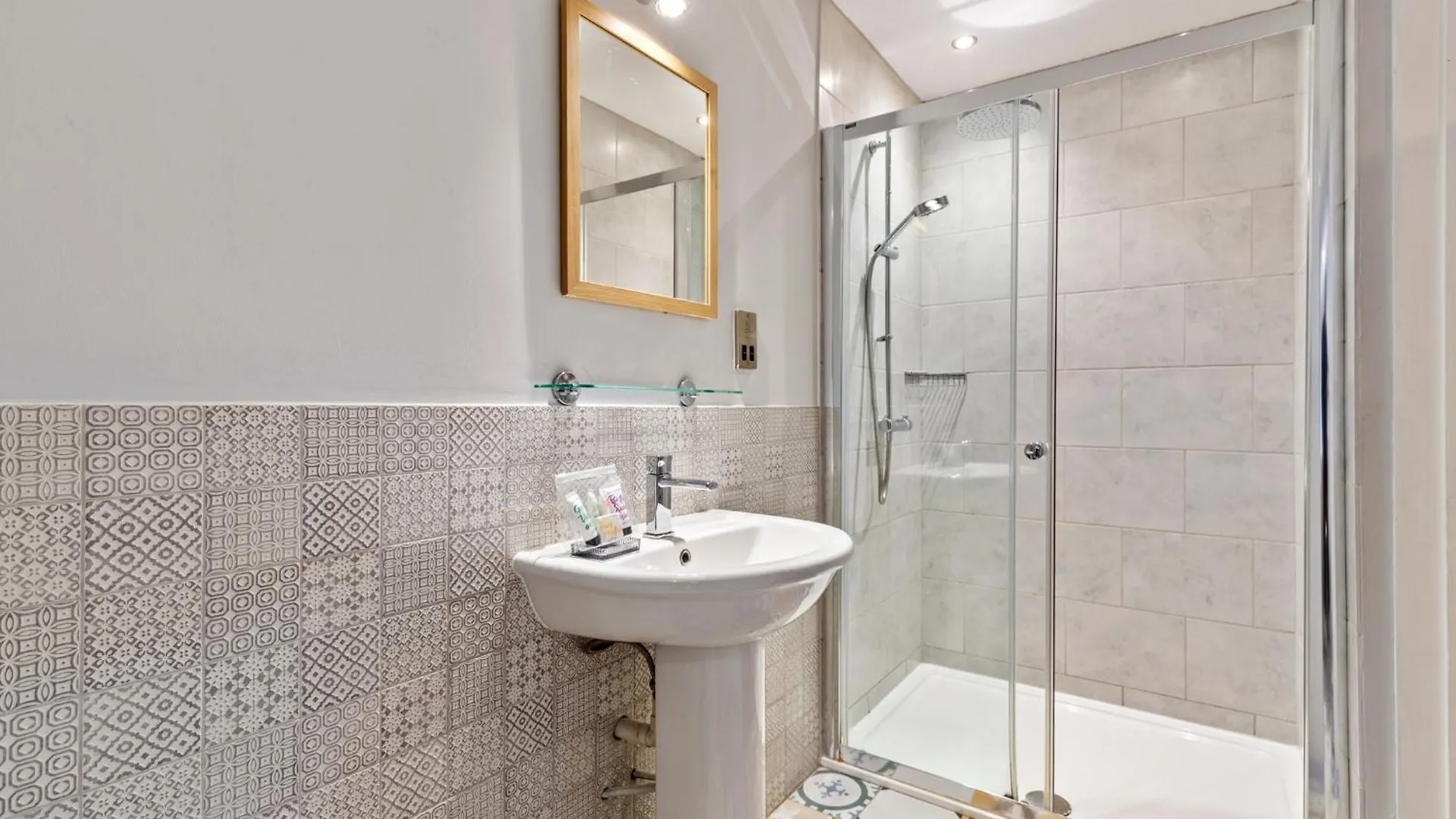 Billycan Penthouse - Town Centre Tenby