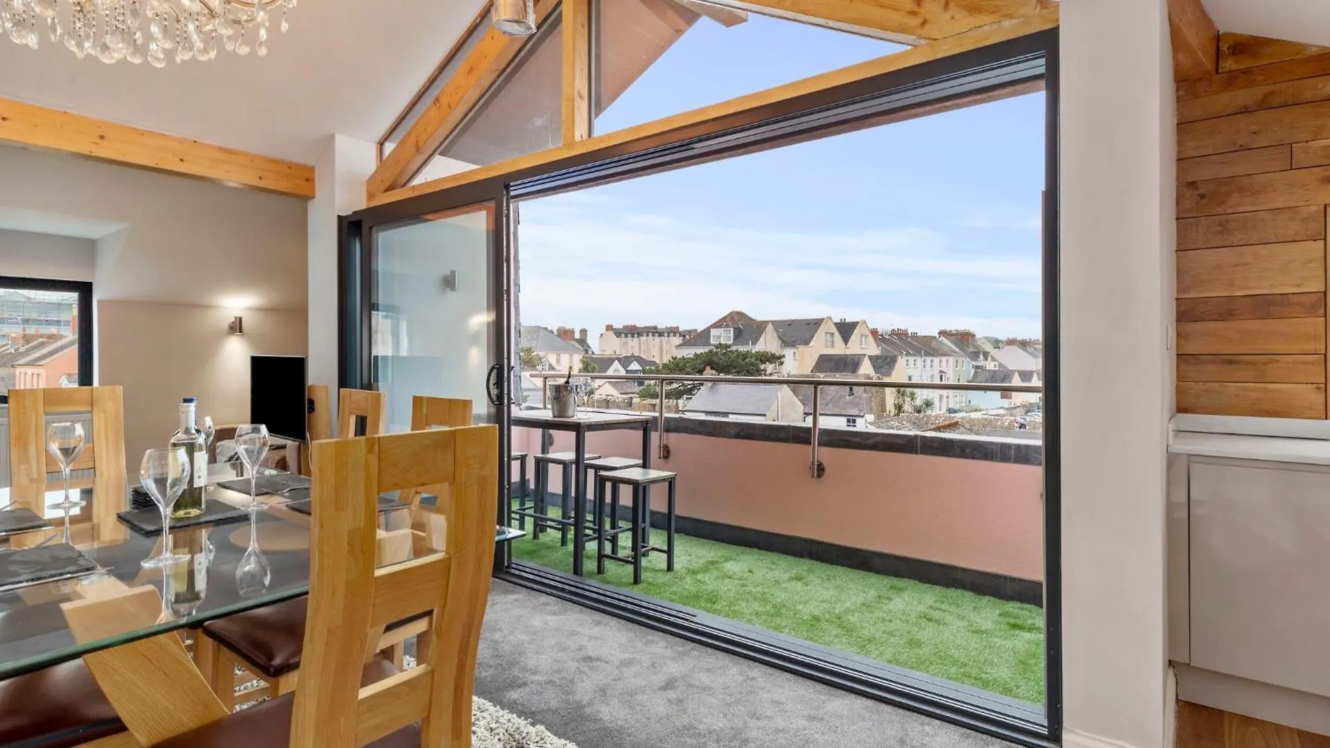 Billycan Penthouse - Town Centre * Tenby