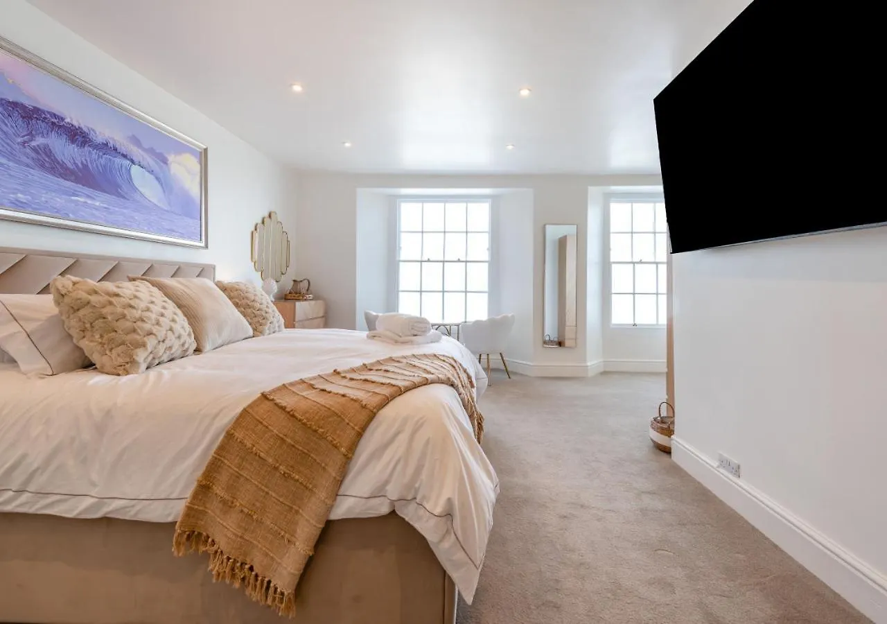Clifton House Holiday home *