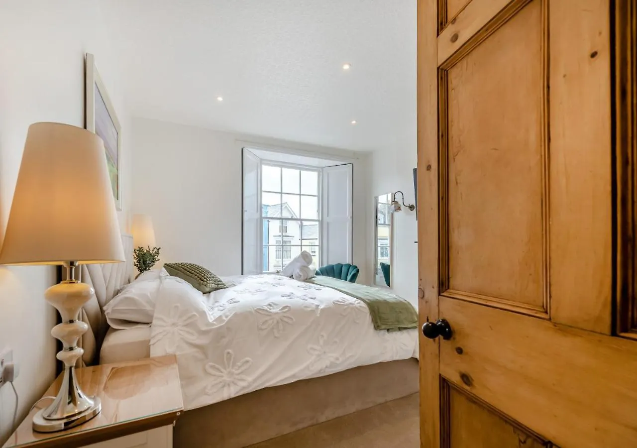 Clifton House Holiday home *
