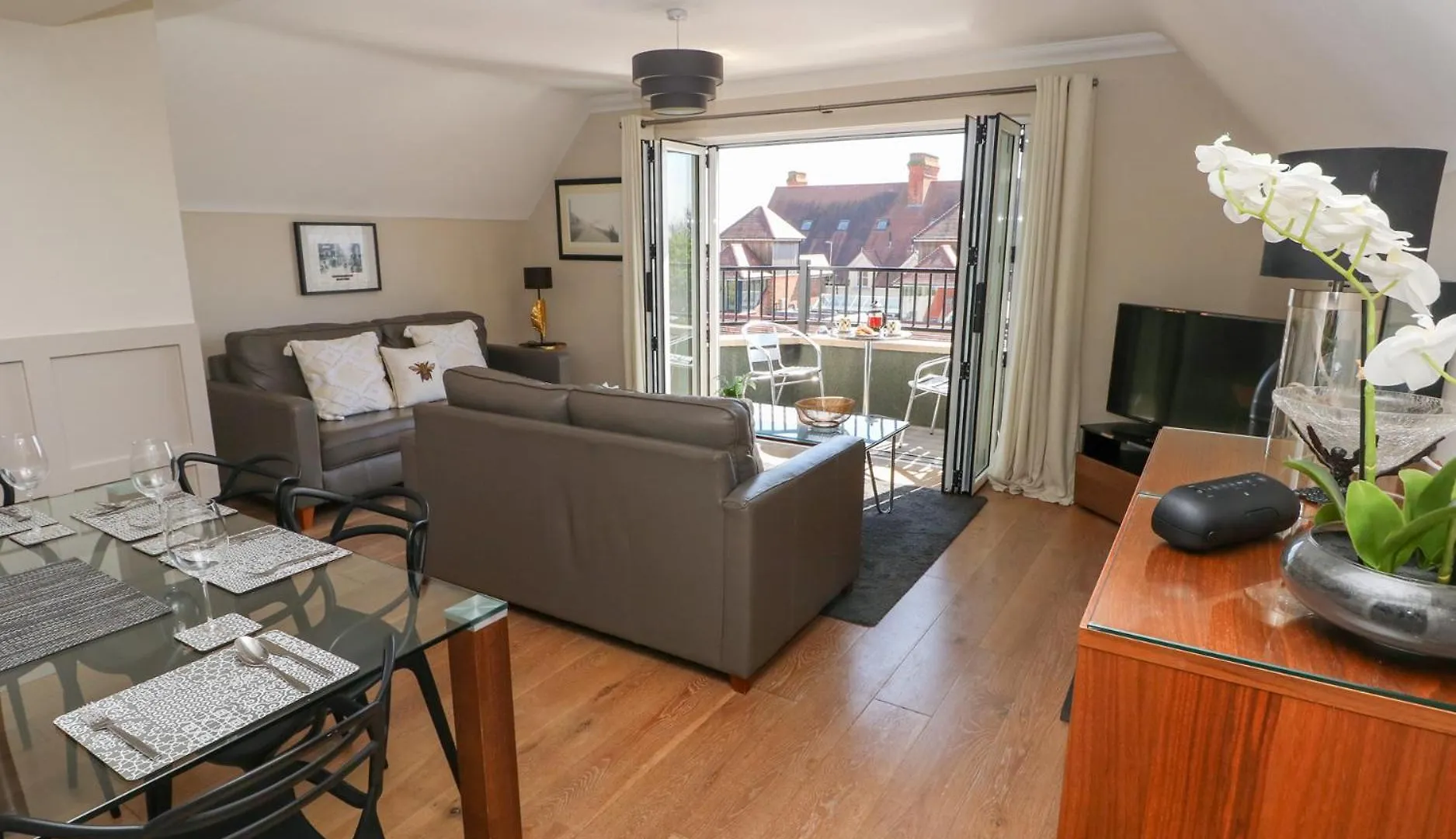 Cambrie Apartment Tenby