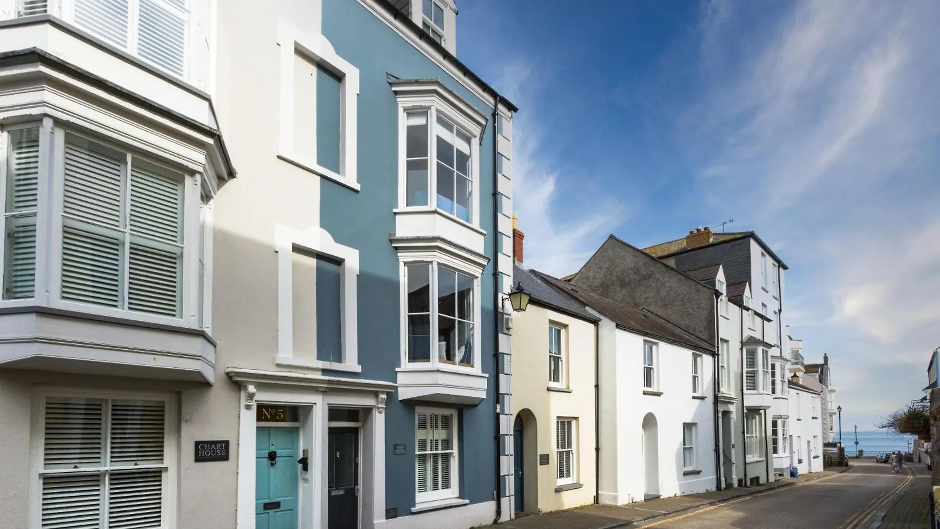 High House Sleeping 10 Holiday home *