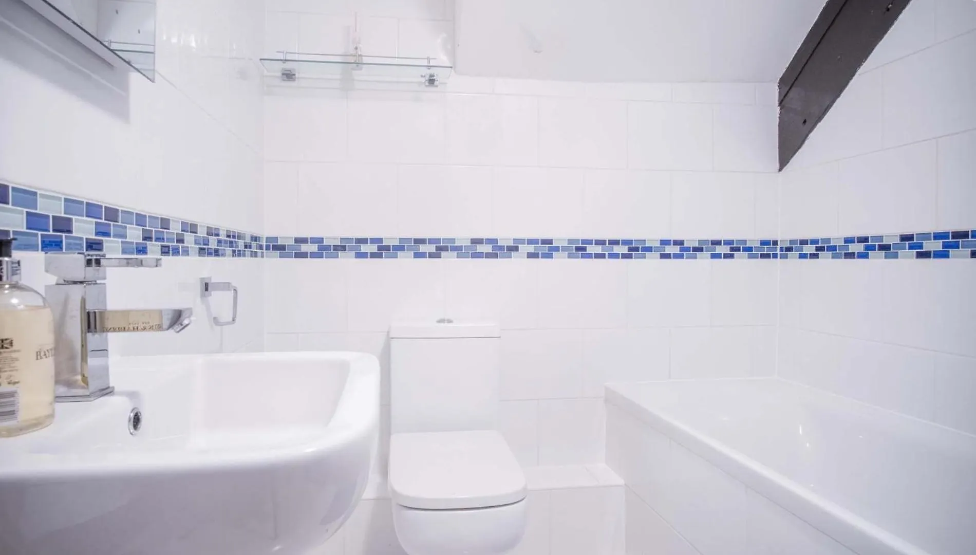 Penthouse At The Mews - 2 Bed - Apartment *