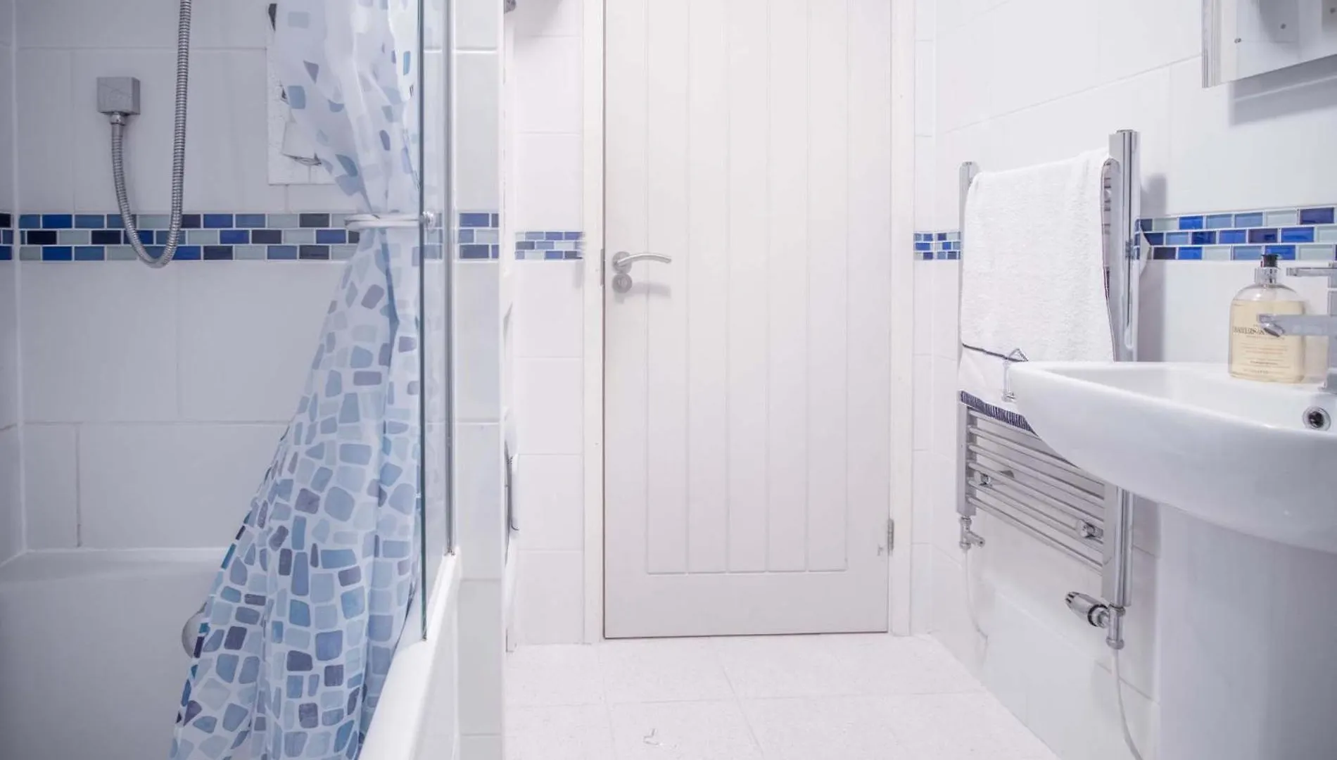 Apartment Penthouse At The Mews - 2 Bed - *