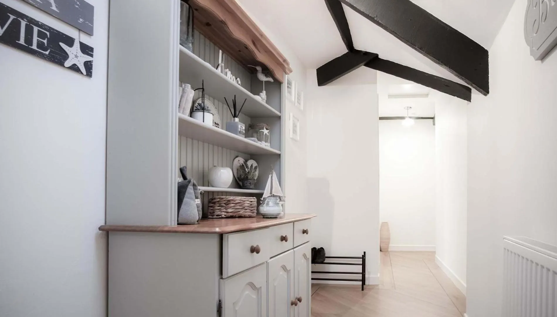 Penthouse At The Mews - 2 Bed - Tenby