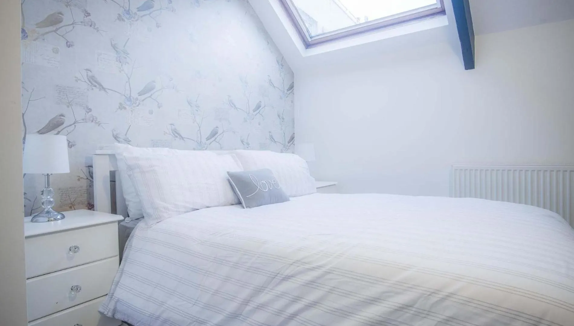 Apartment Penthouse At The Mews - 2 Bed -