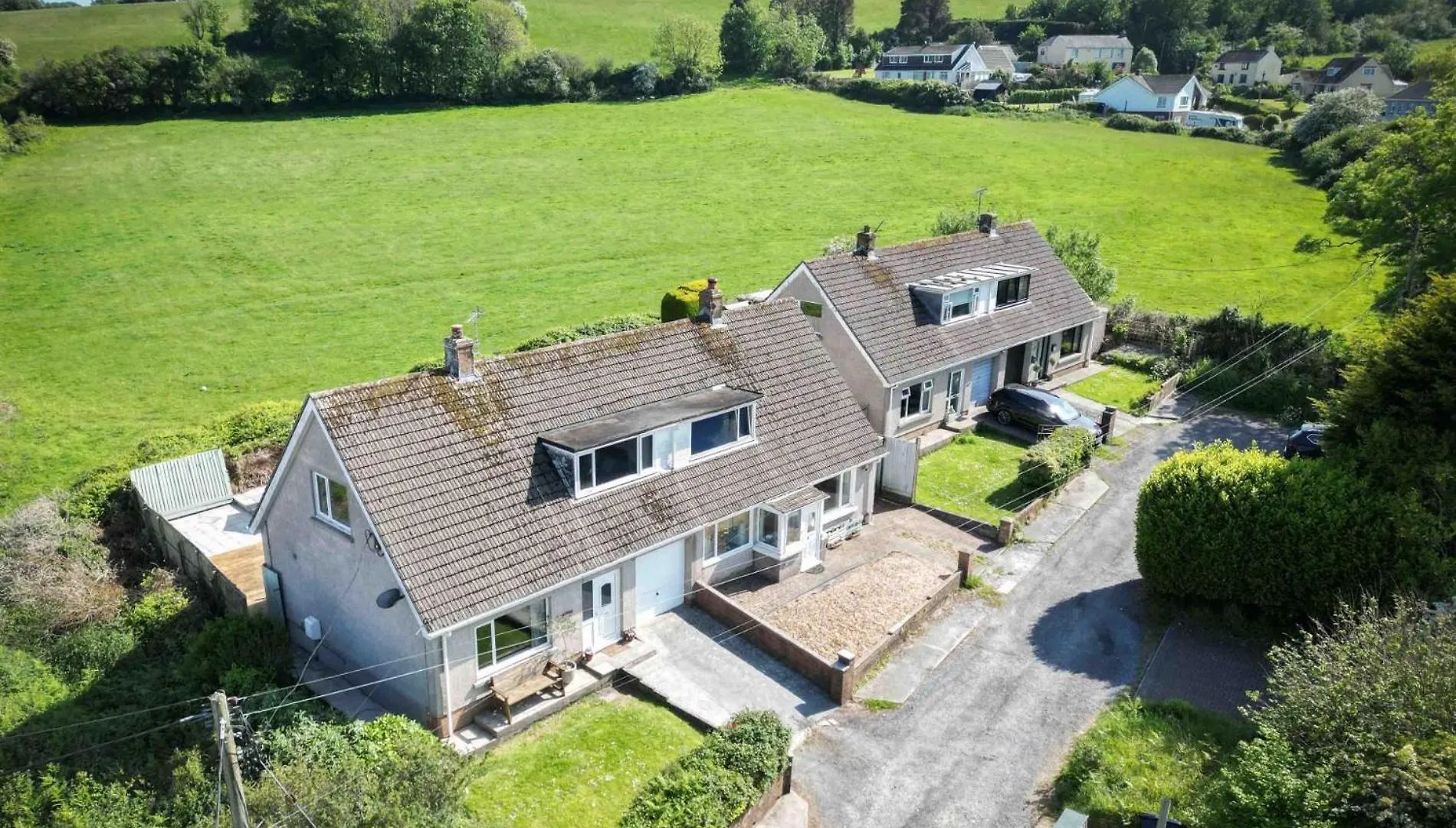Larkfield - 3 Bedroom - Penally Tenby
